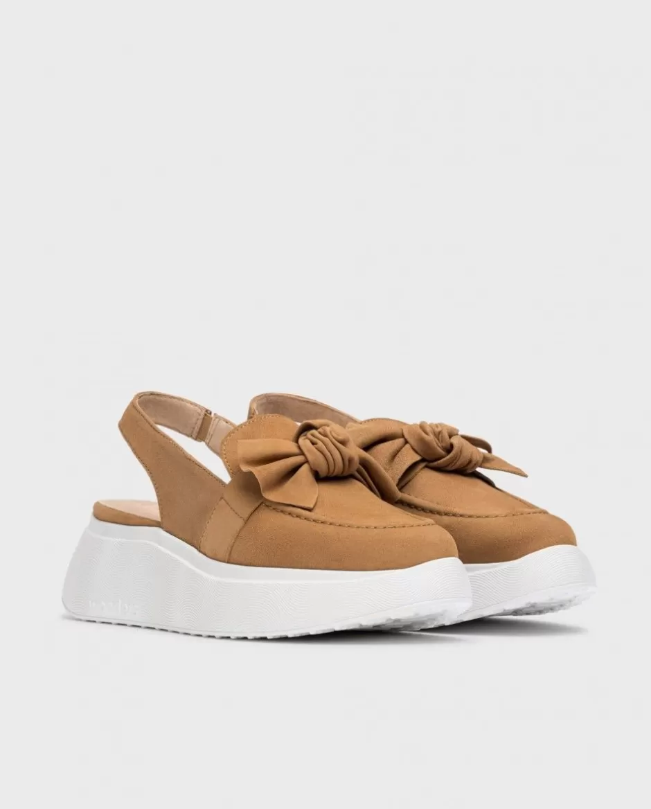 Platforms<Wonders Tokio Moccasin Sand